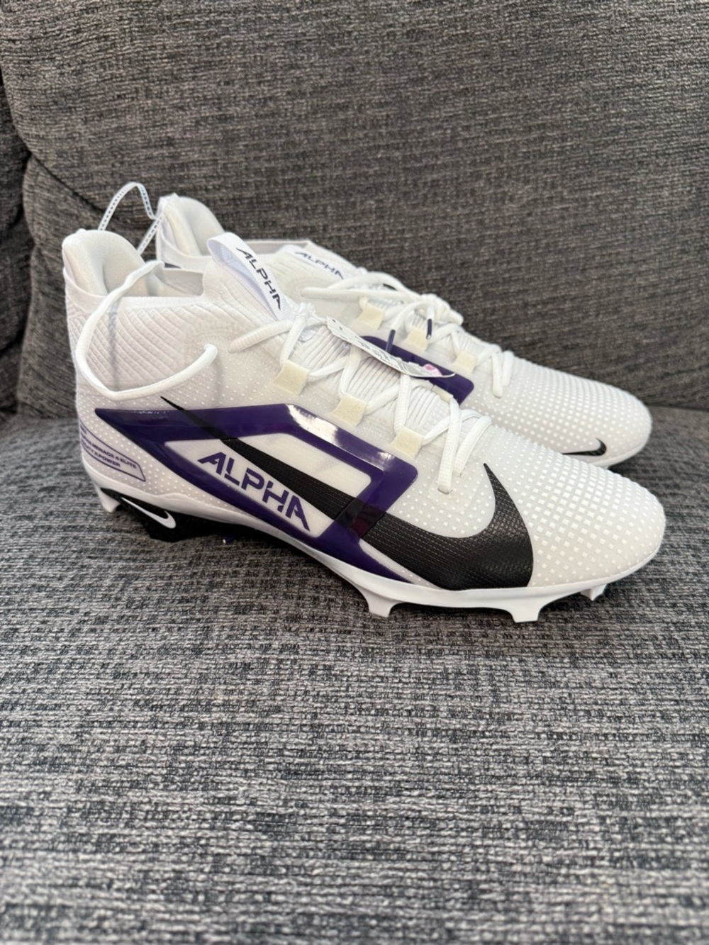 Nike Alpha Menace Elite 4 Football Cleats Size 15 White Purple Black